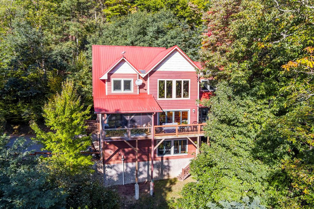 64 FIELD MOUSE LN, MAGGIE VALLEY, NC 28751, photo 1 of 54
