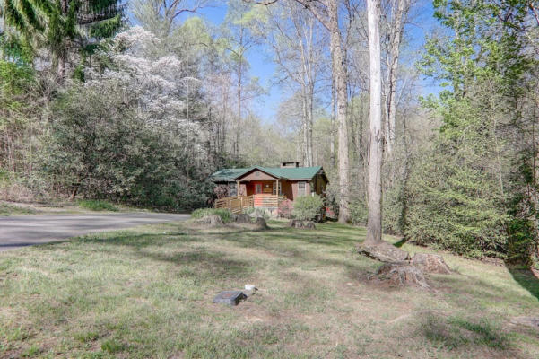 290 TWINBROOK LN, MAGGIE VALLEY, NC 28751, photo 4 of 53