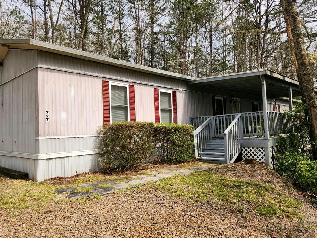 727 KELLY COVE RD, FRANKLIN, NC 28734, photo 1 of 29